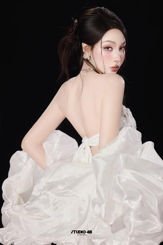 GLAMOUR #210